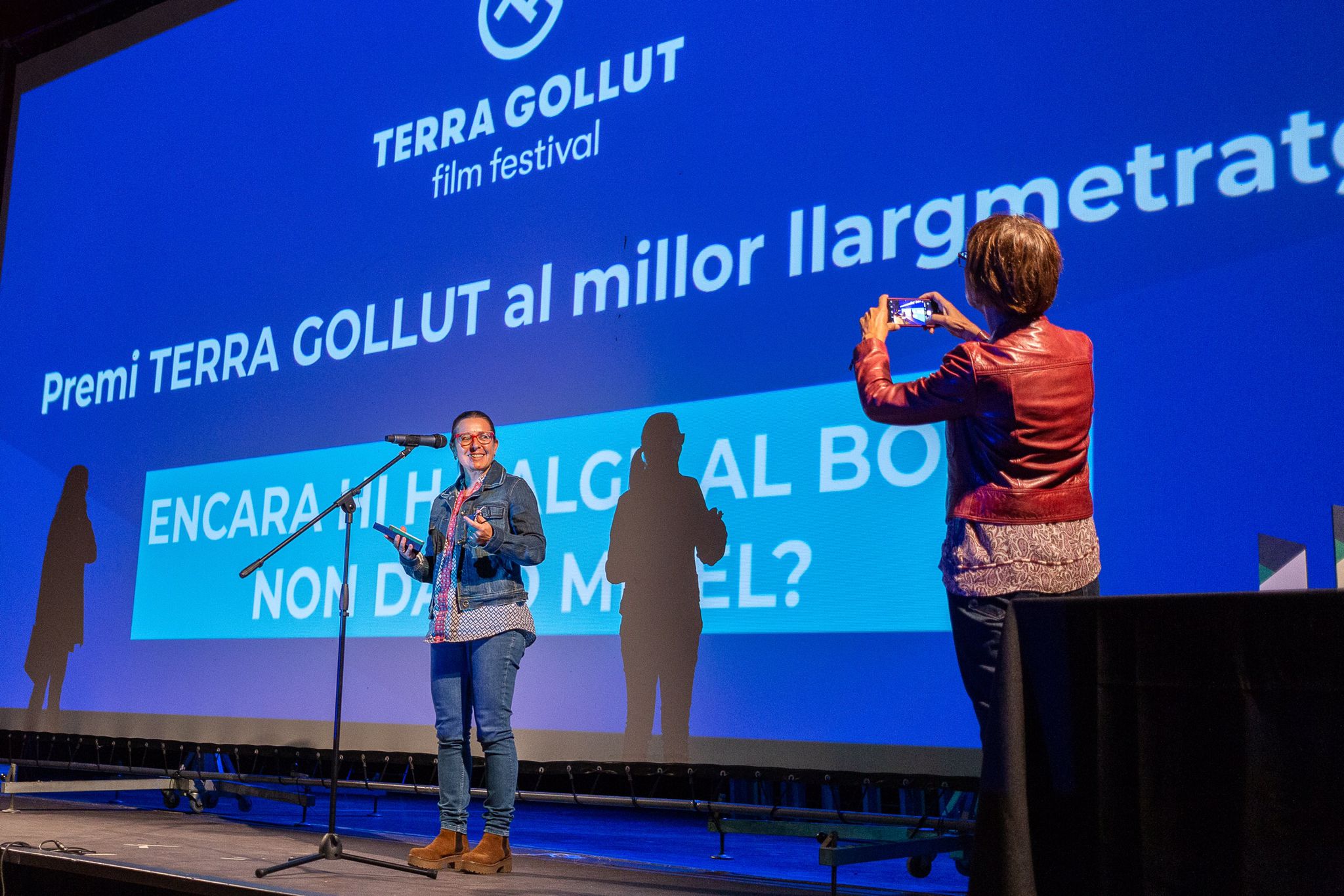 ‘Encara hi ha algú al bosc’ i ‘Non dago Mikel’ guanyen el TERRA GOLLUT film festival, en una edició que ha arribat a una trentena de municipis